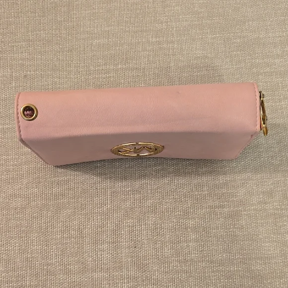 Michael Kors INSPIRED Pink Wallet with Gold Logo and Zipper Closure - Picture 3 of 7